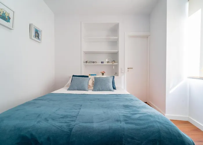 Praca Velha I * Брага